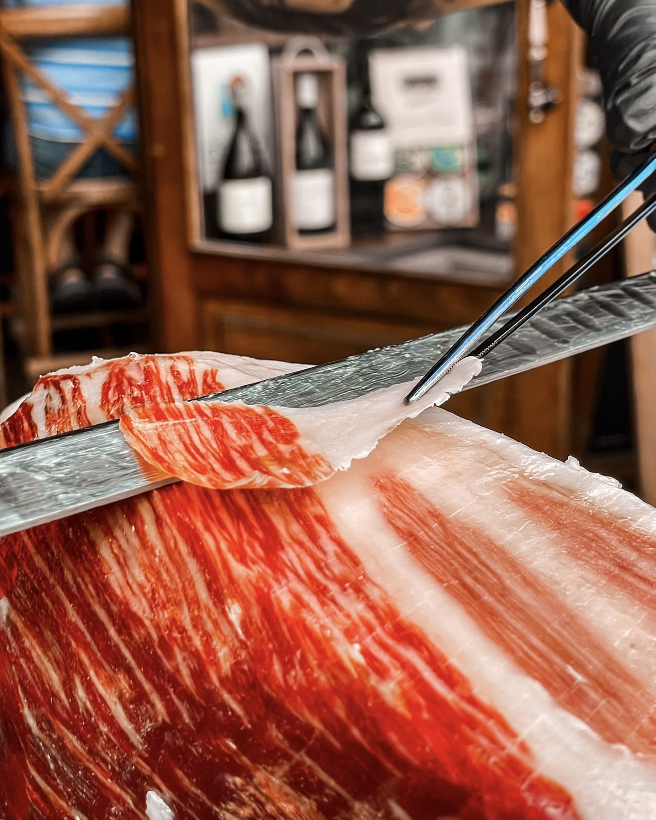 Cata artística de jamón con maridaje