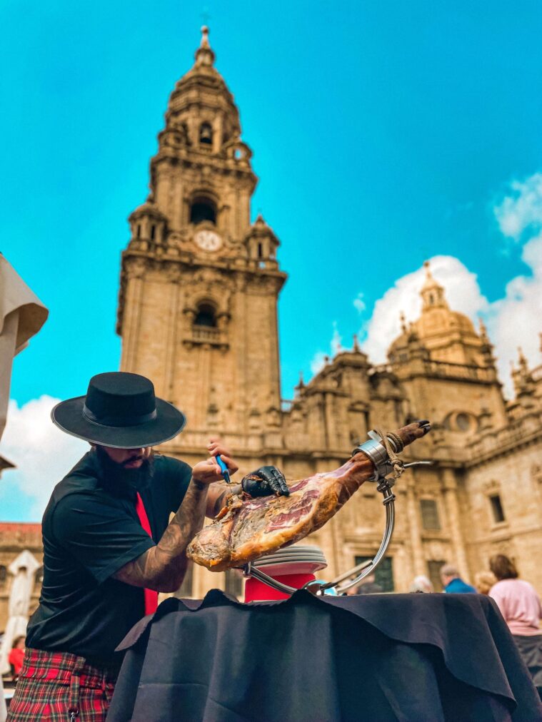 Corte de jamón en Santiago de Compostela