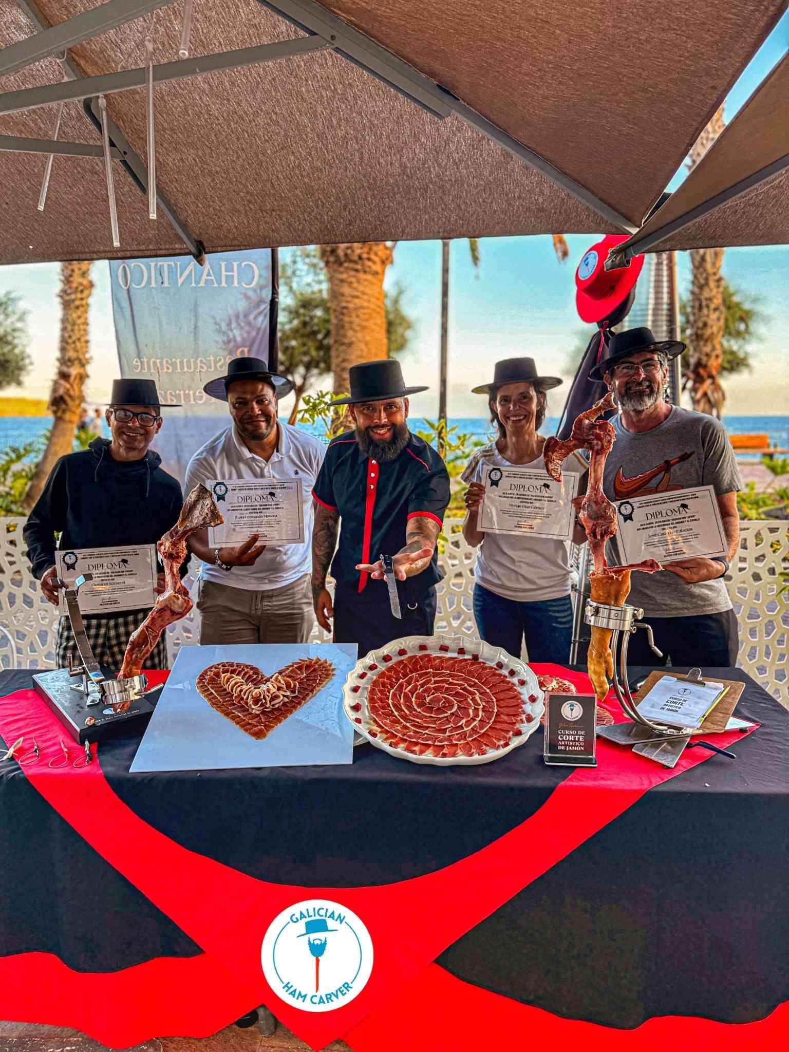 Curso de corte artístico de jamón en Australia con Julio García Galician Ham Carver