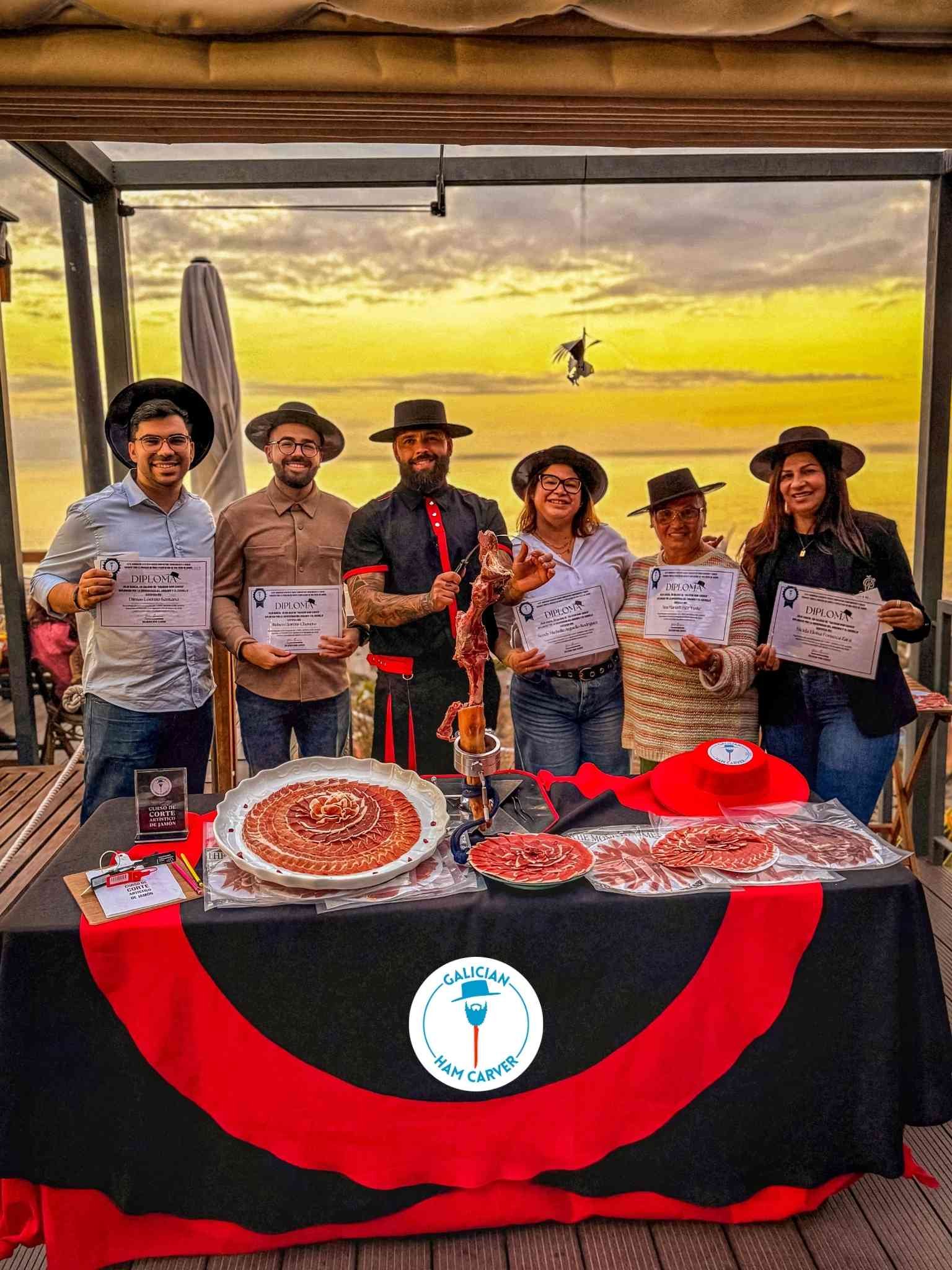 Curso internacional de corte artístico de jamón con Julio García Galician Ham Carver