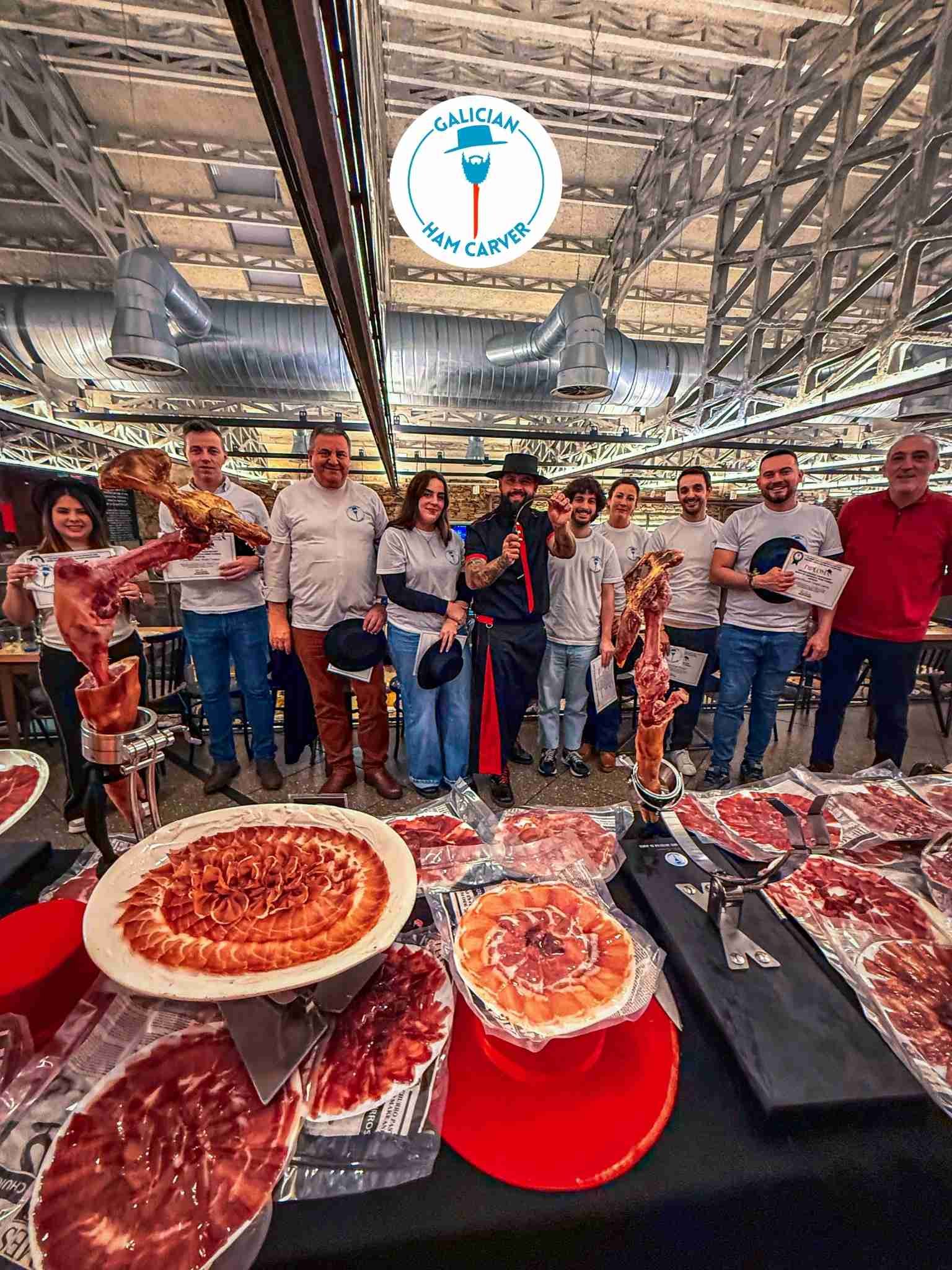Cursos de corte artístico de jamón en Galicia Curso presencial de corte artístico de jamón en Galicia con Julio García Galician Ham Carver