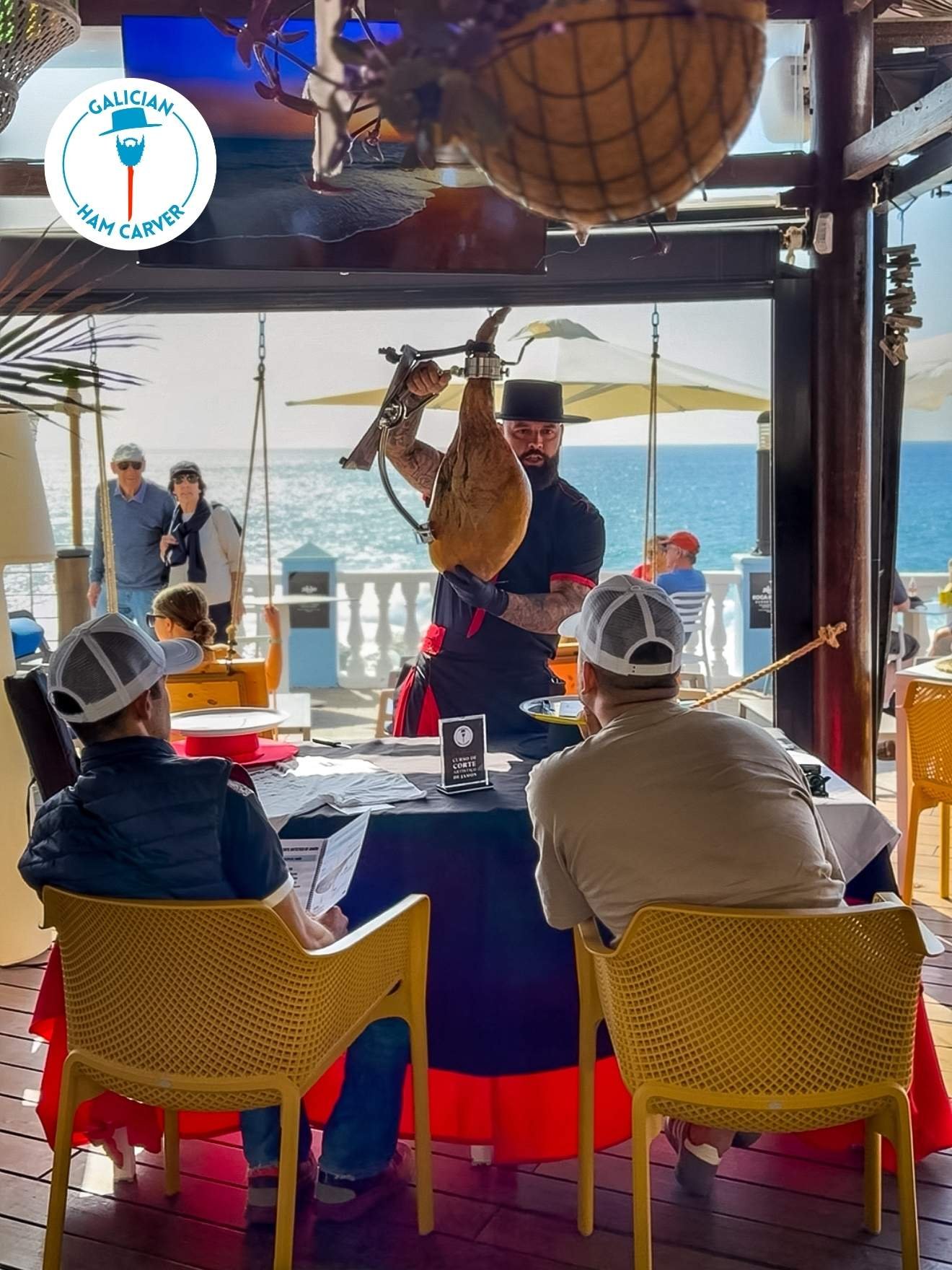Curso de corte artístico de jamón en Valencia el 31 de octubre de 2026 con Julio García